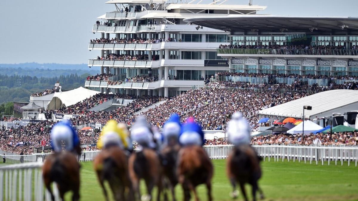 Horse racing at Epsom
